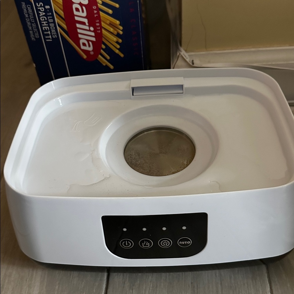 Dr. Brown's Black and White Bottle Sterilizer - Picture 4 of 4